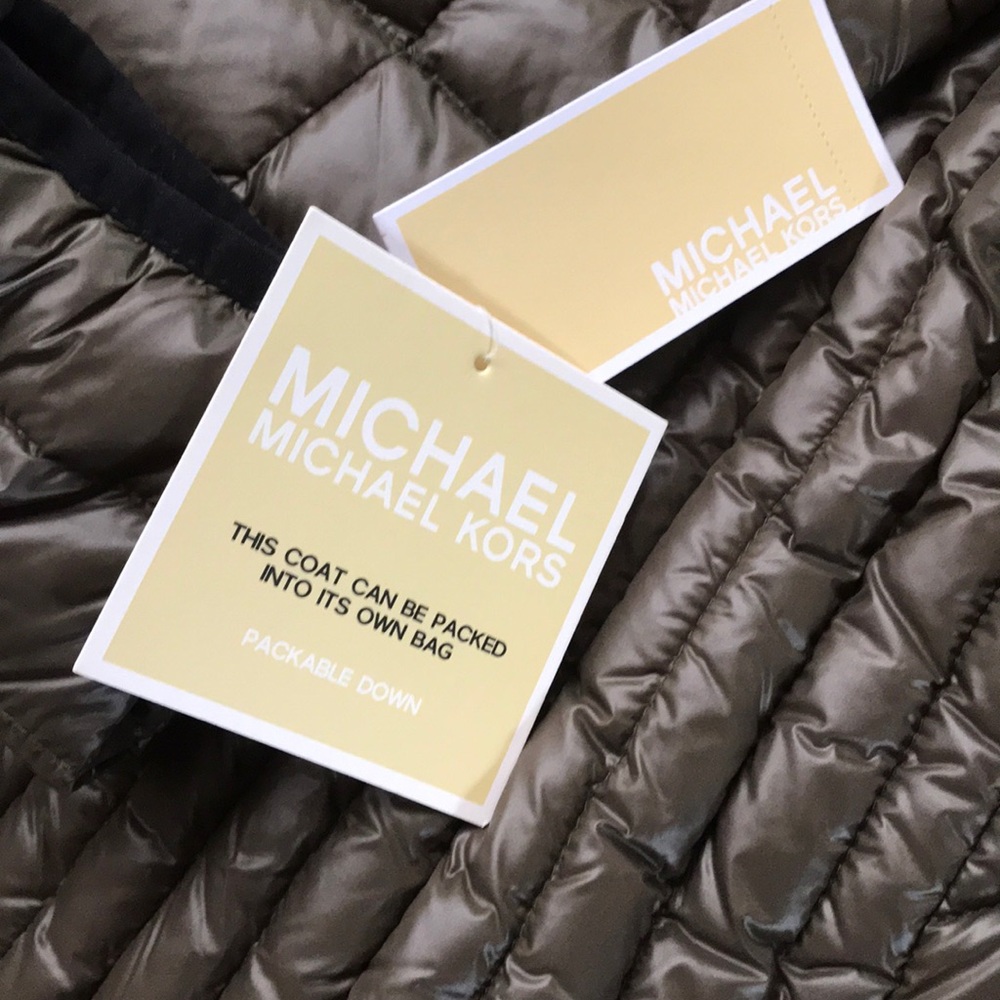 NWT Michael Kors down coat - Picture 8 of 8